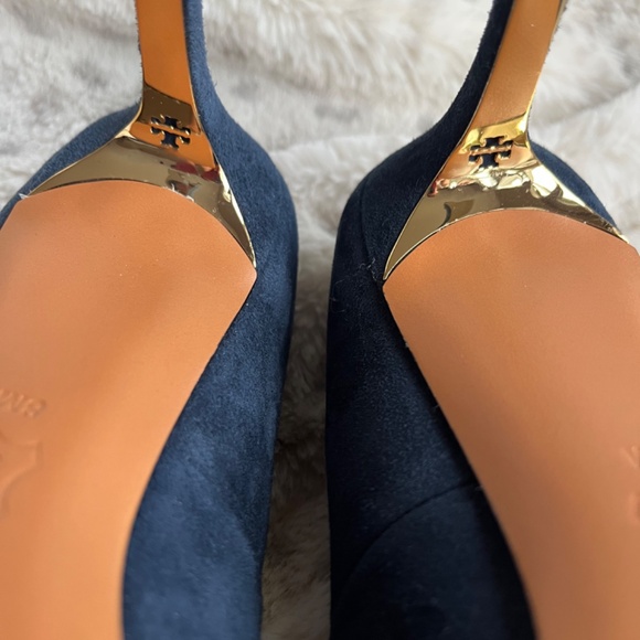 Tory Burch Elana Navy Suede Pumps - Picture 5 of 16